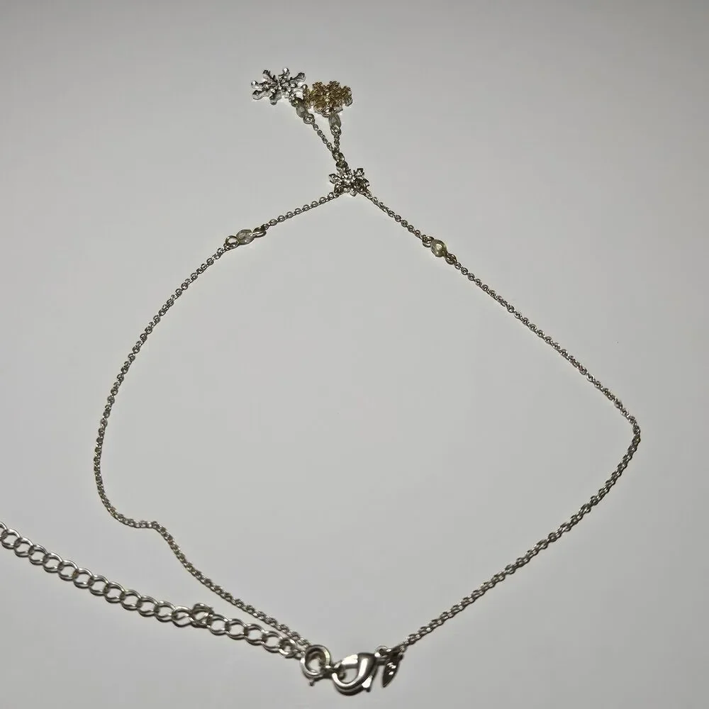 Vintage Avon Snowflakes Lavalier Necklace 18-21.5